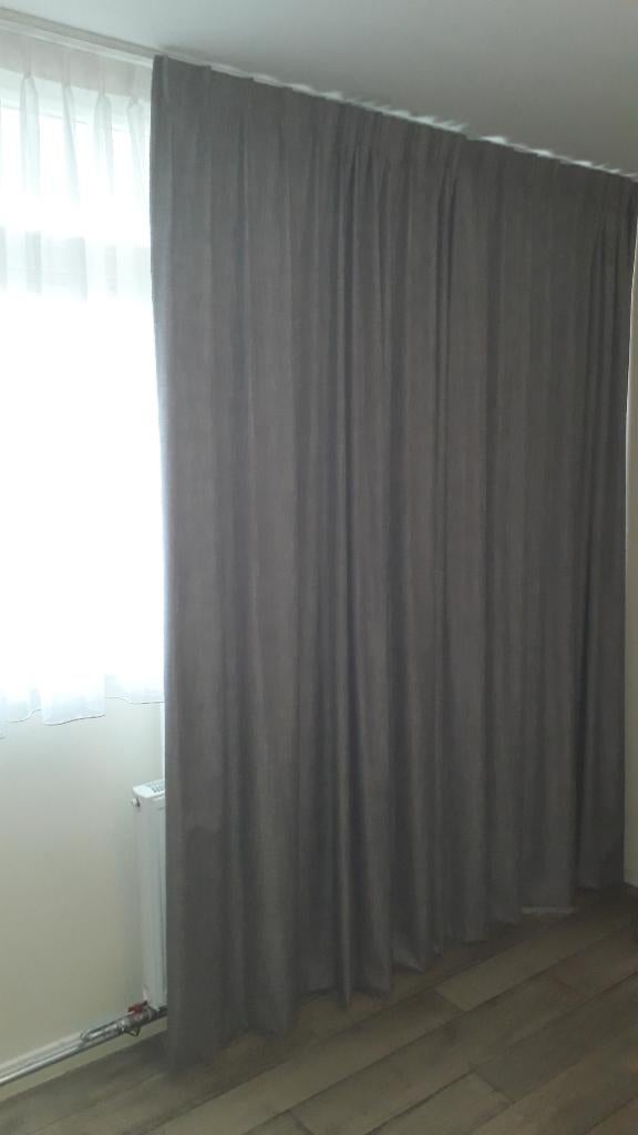 Gratis: nette gordijnen incl rails (prima conditie), Ophalen, 200 cm of meer, Tijdloos, modern, Zo goed als nieuw