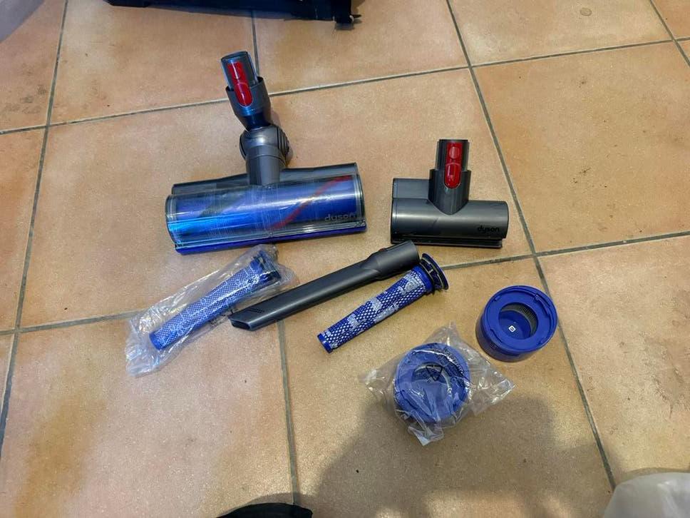 Dyson stofzuiger onderdelen en filters, Witgoed en Apparatuur, Stofzuigers, Ophalen of Verzenden, Gebruikt, Stofzuiger