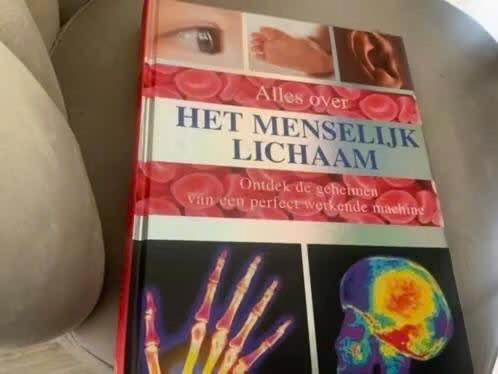 ALLES OVER HET MENSELIJK LICHAAM Ontdek de geheimen van een, Boeken, Ophalen of Verzenden, Zo goed als nieuw
