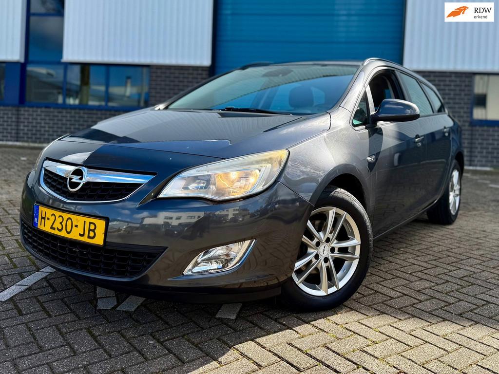 Opel Astra Sports Tourer 1.4 Turbo Edition * STOELVERWARMING, Auto's, Opel, Voorwielaandrijving, Euro 5, Gebruikt, 4 cilinders