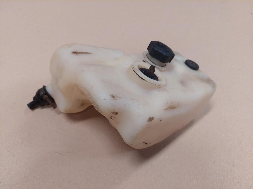 Honda nsr olietank, Motoren, Tuning en Styling, Ophalen of Verzenden