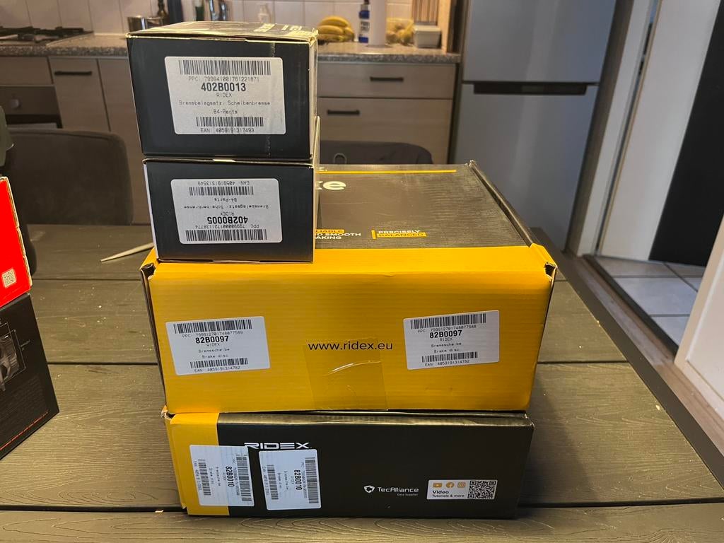 Remblokken en remschijven BMW 3serie 1997-2005 BMW e46, Ophalen of Verzenden, Nieuw, BMW