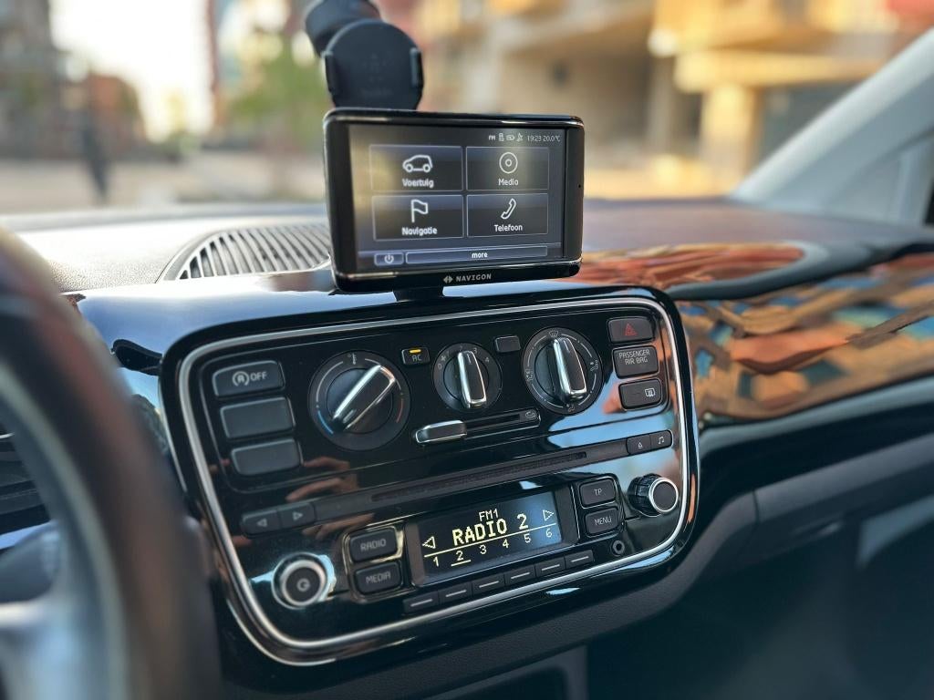 Volkswagen up! High Up 1.0 (2013) Wit, Euro 5, Elektrische ramen, 840 kg, Wit