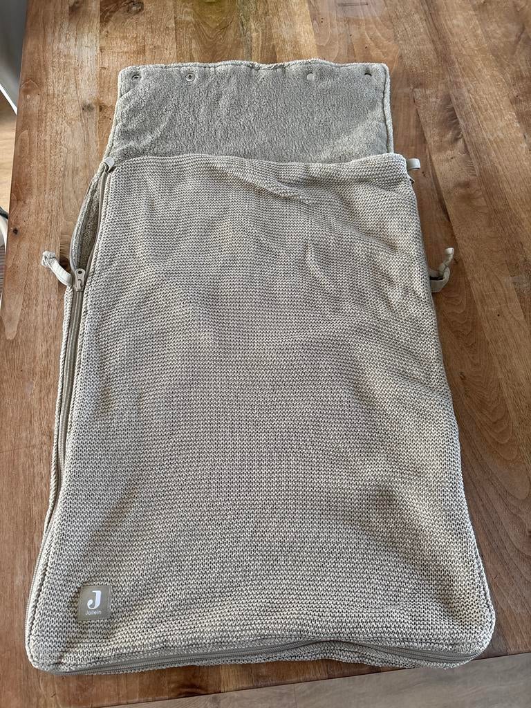 Jollein gebreide wikkeldeken/voetenzak - Zo goed als nieuw, Ophalen of Verzenden, Zo goed als nieuw, 70 tot 85 cm, Deken