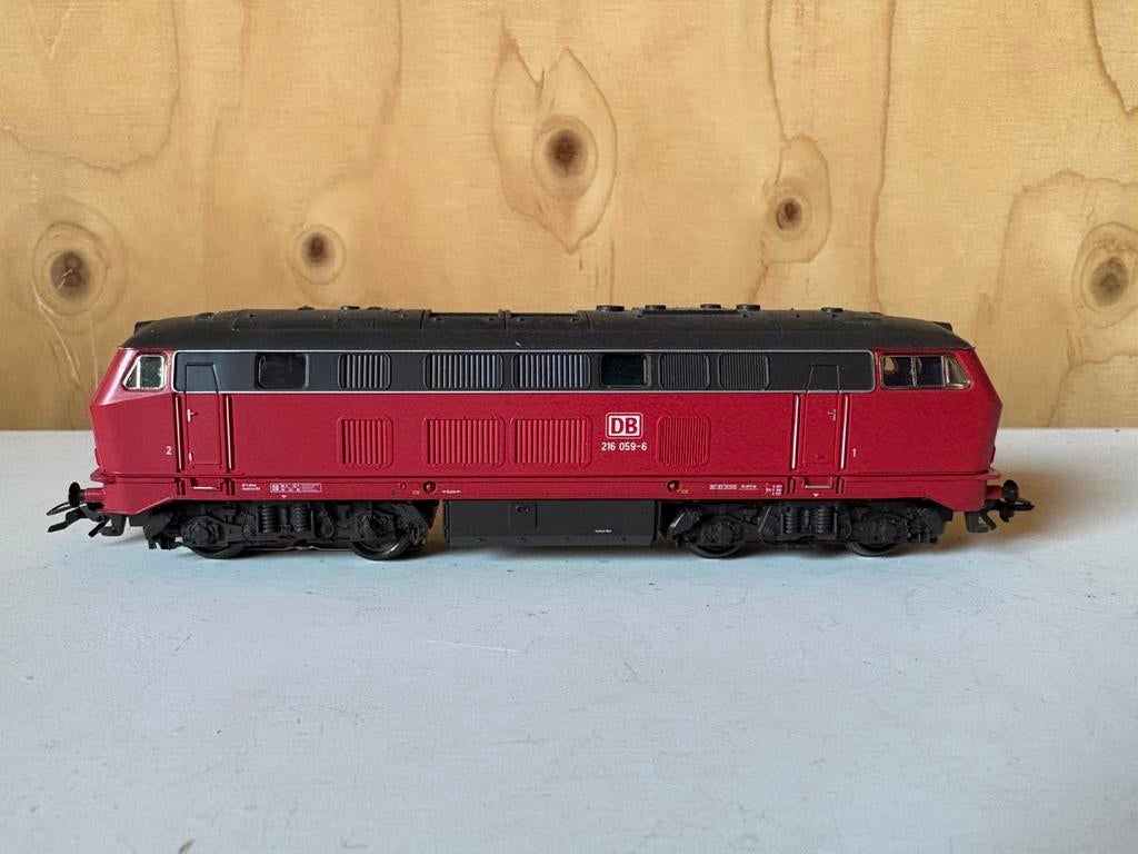 Märklin 36216 diesellocomotief BR216, Wisselstroom, Locomotief, Verzenden, Zo goed als nieuw