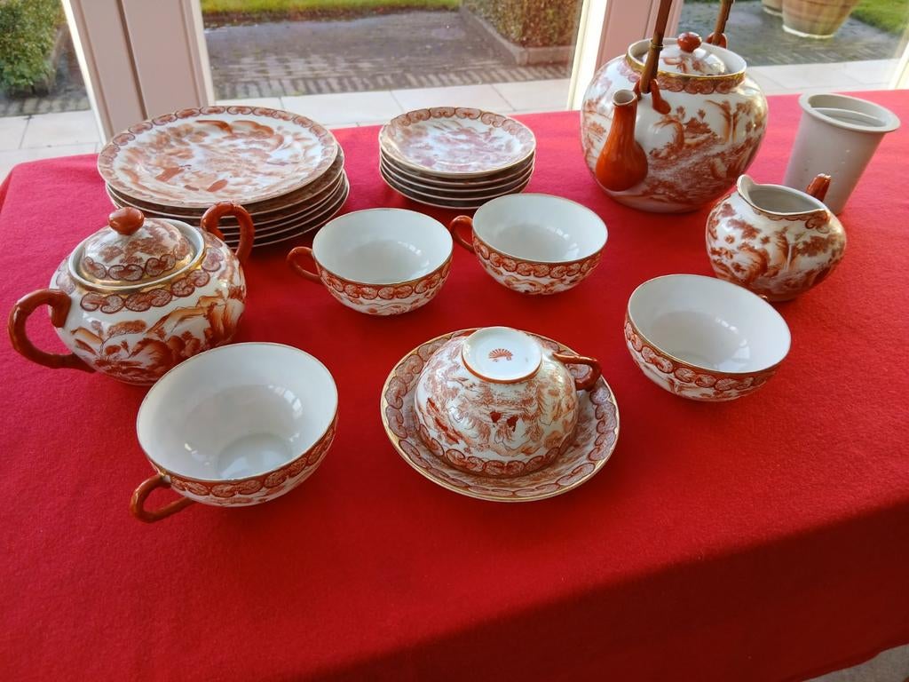 PORCELIJNEN CHINEES THEESERVIES, 1 KOPJE ONTBREEKT, Ophalen