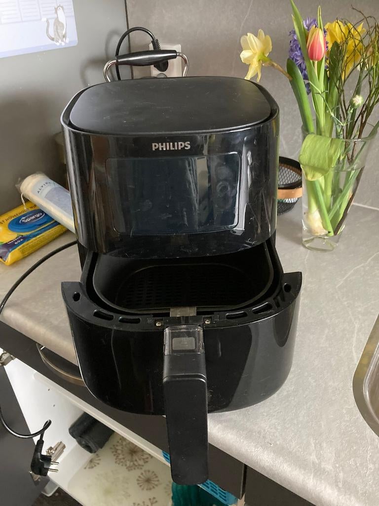 Philips Essentials Airfryer 3000 series ZGAN WEINIG GEBRUIKT, Witgoed en Apparatuur, Airfryers, Ophalen, Zo goed als nieuw, Airfryer