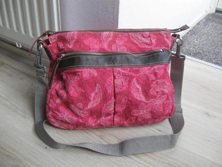 Oilily ruime tas roze met ritsen goede staat, Sieraden, Tassen en Uiterlijk, Tassen | Damestassen, Zo goed als nieuw, Overige typen