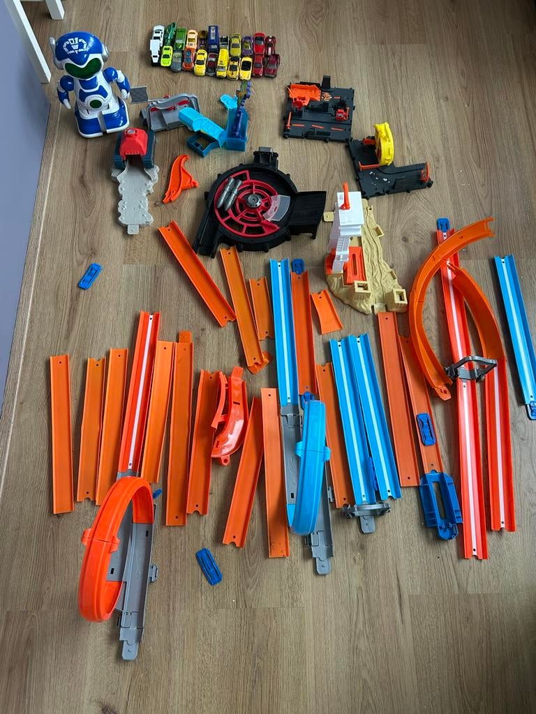 Grote Hot Wheels collectie: banen, stuntbaan, looping, auto', Kinderen en Baby's, Speelgoed | Racebanen, Ophalen, Hot Wheels, Racebaan