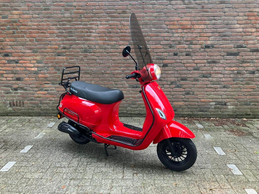 La Souris Sourini R | Geel kenteken | 2022 | Full options, Ophalen, Maximaal 45 km/u, Zo goed als nieuw, Benzine