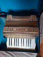 Mooie oude nog werkende accordeon Hohner., Ophalen, Gebruikt, Met koffer, Toetsaccordeon