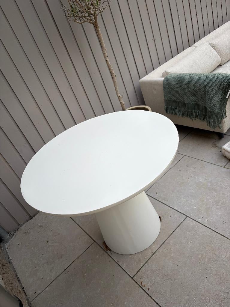 Woood beton eettafel rond, Huis en Inrichting, Tafels | Eettafels, Ophalen, Rond, Zo goed als nieuw, Vier personen