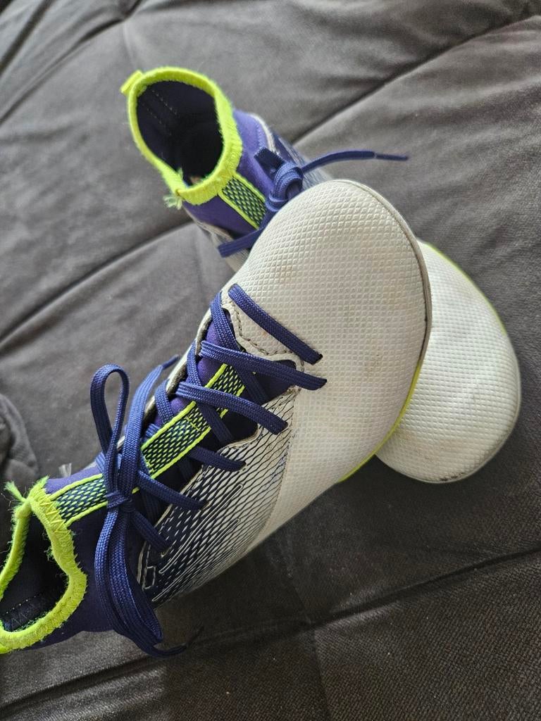 Voetbalschoenen kipstra maat 33, Sport en Fitness, Voetbal, Maat XS of kleiner, Ophalen of Verzenden, Gebruikt, Schoenen