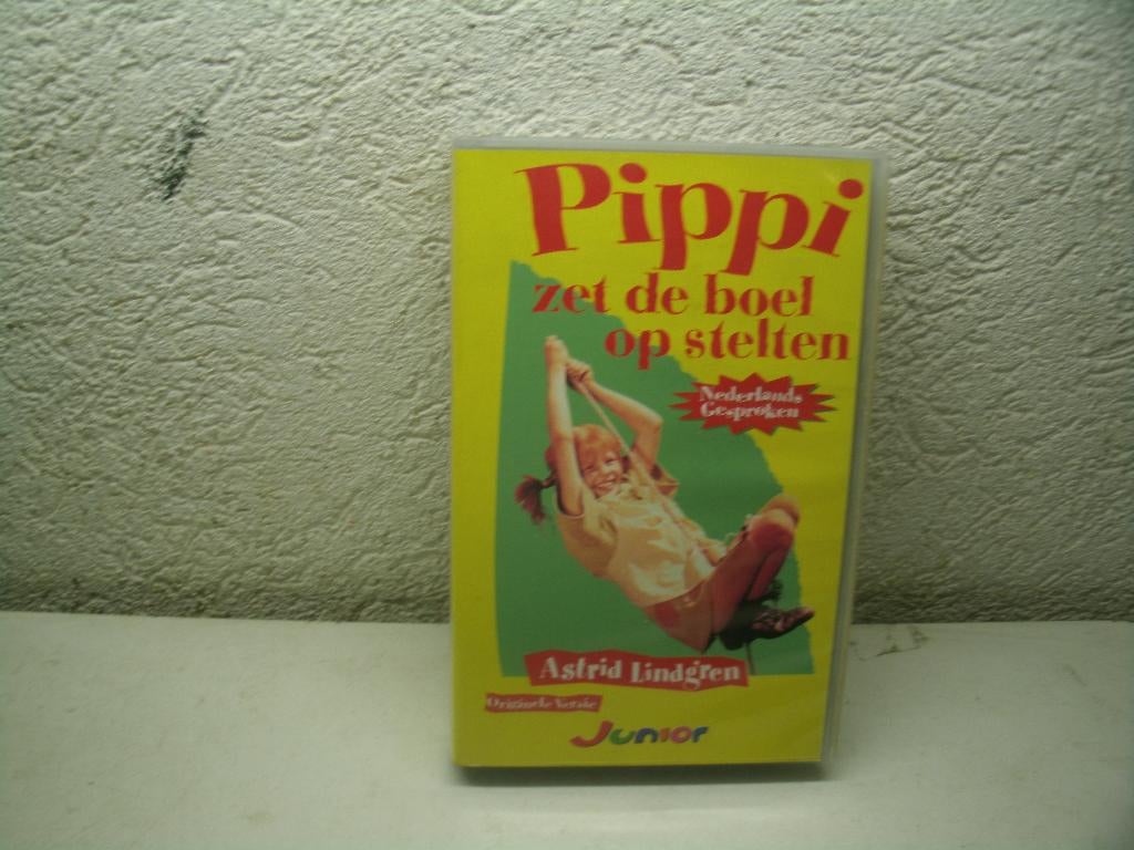 vhs 173a pippi langkous zet de boel op stelten, Cd's en Dvd's, VHS | Kinderen en Jeugd, Alle leeftijden, Kinderprogramma's en -films