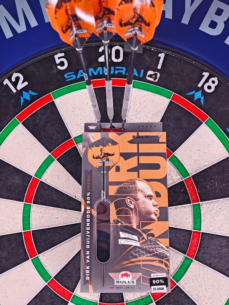 Bulls Dirk Van Duijvenbode Darts - 23 Gram, Sport en Fitness, Darts, Ophalen of Verzenden, Zo goed als nieuw, Pijlen