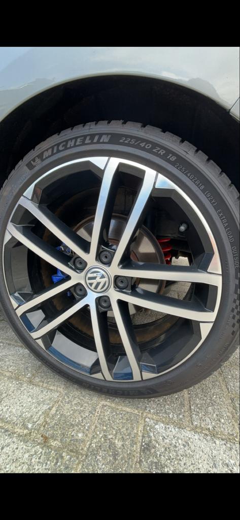VW 18 inch Nogaro LM velgen nieuwe Pilot Sport 5 banden, 18 inch, Gebruikt, Banden en Velgen, Ophalen of Verzenden