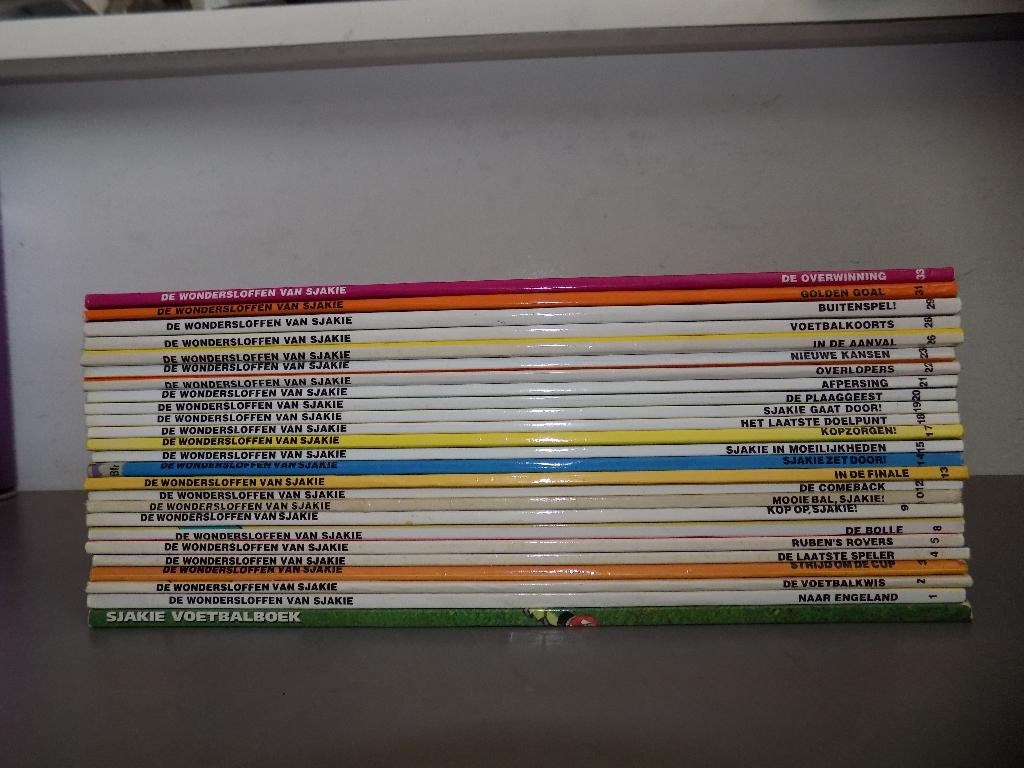 De wondersloffen van Sjakie ~ Grote set van 25 strips, Complete serie of reeks, Ophalen of Verzenden, Gelezen