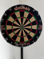 Winmau Blade 5 DartBord op Standaard  , Sport en Fitness, Darts, Ophalen, Zo goed als nieuw, Dartbord
