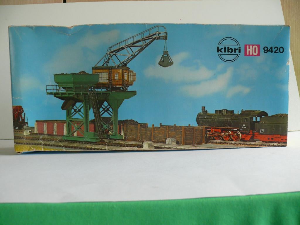 Kibri Perron Altbach 9544, Hobby en Vrije tijd, Overige merken, Gelijkstroom of Wisselstroom, Brug, Tunnel of Gebouw, Nieuw