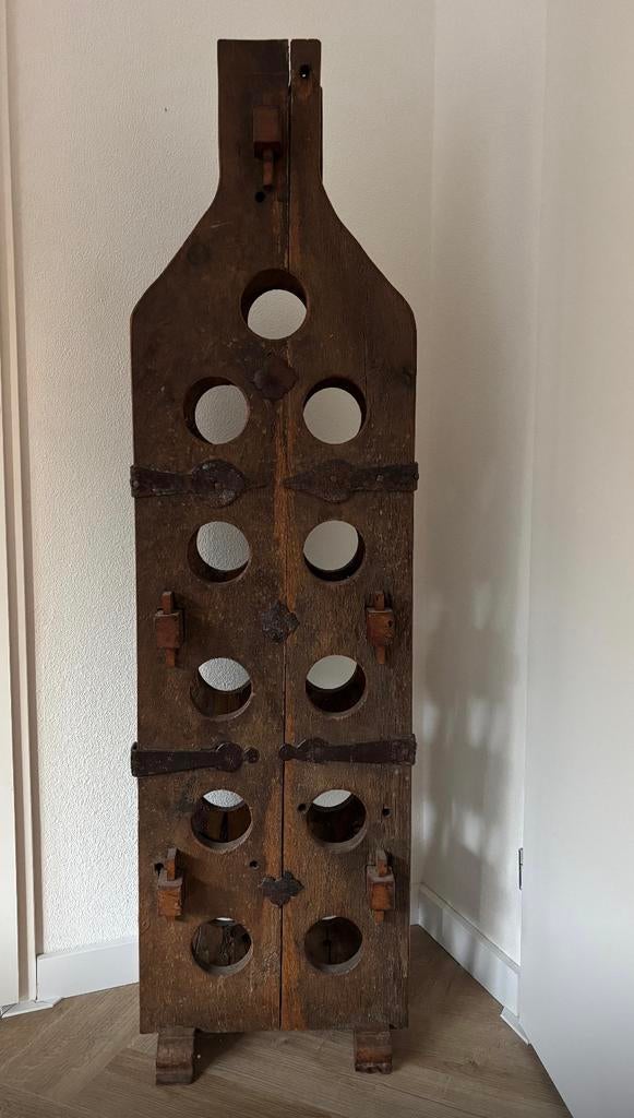 Prachtig oud wijnrek, Huis en Inrichting, Woonaccessoires | Wijnrekken, Ophalen, Gebruikt, 5 tot 15 flessen, 75 cm of meer