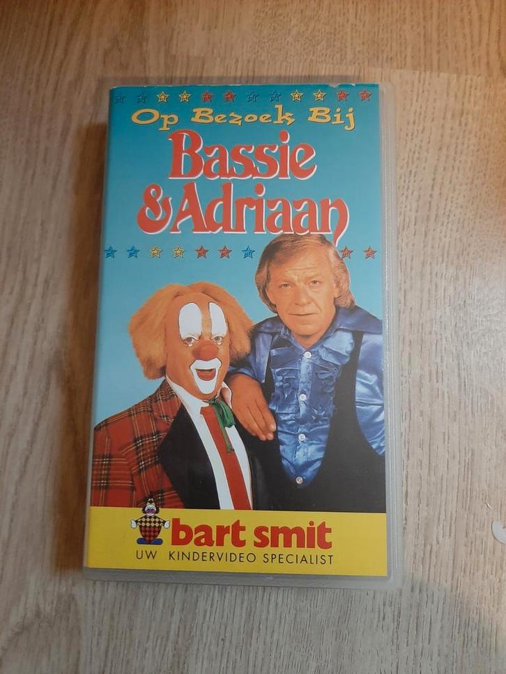 Op bezoek bij Bassie en Adriaan VHS videoband, Cd's en Dvd's, VHS | Kinderen en Jeugd, Ophalen of Verzenden