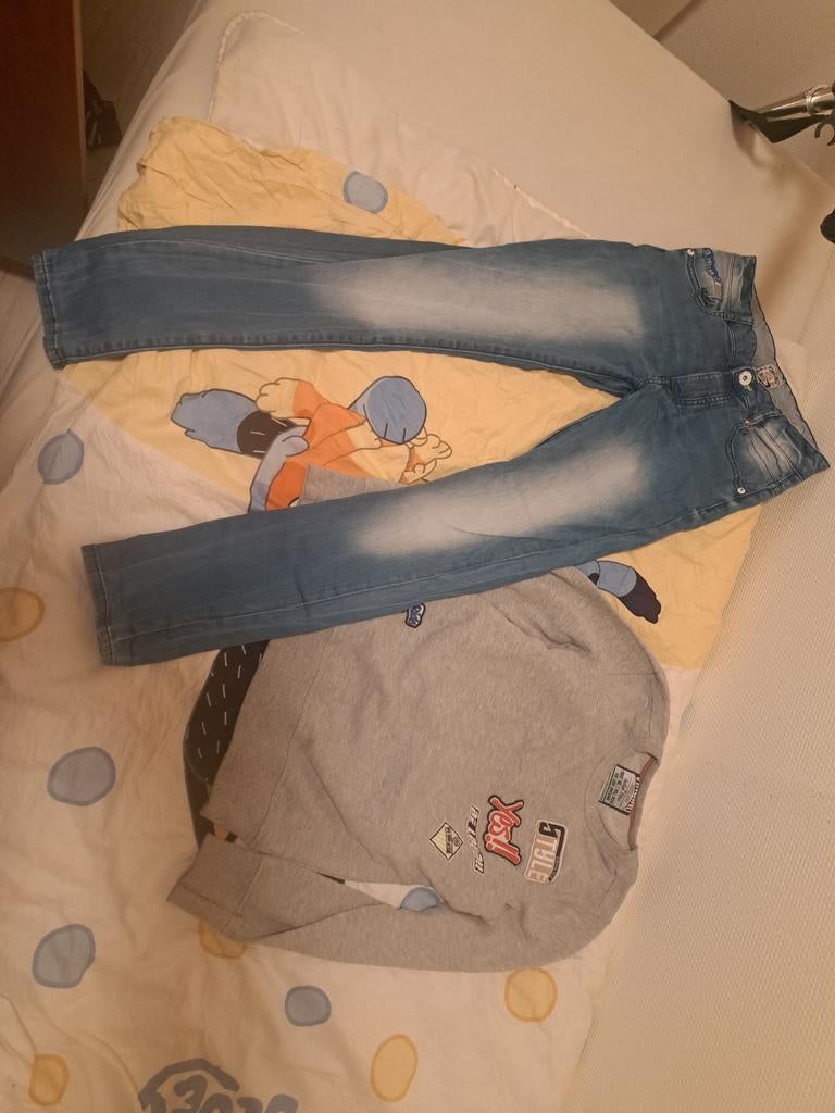 Vingino set, Tommy Hilfiger trui & Moncler jas - Jongens, Kinderen en Baby's, Ophalen of Verzenden, Zo goed als nieuw, Maat 152