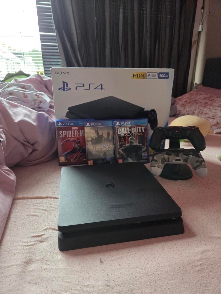 PS4 Slim met 2 controllers en 3 spellen, Ophalen of Verzenden