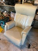 prominent sta op stoel, Ophalen, Zo goed als nieuw, Eén