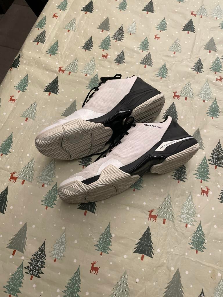 Kuikma Padel Schoenen - Wit/Zwart, Maat 45, Ophalen of Verzenden, Gebruikt
