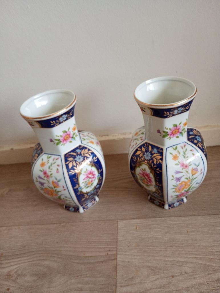 2 Imari vazen, Ophalen of Verzenden