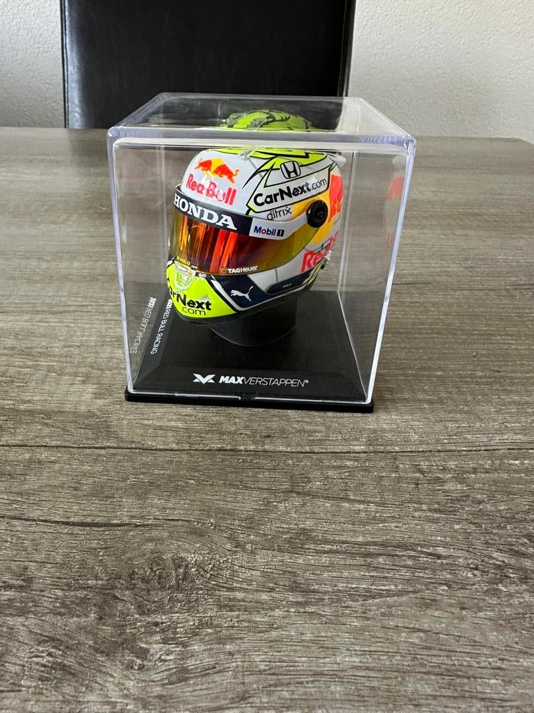 Max Verstappen helm oostenrijk 2021 1:4, Verzamelen, Automerken, Motoren en Formule 1, Ophalen of Verzenden, Zo goed als nieuw