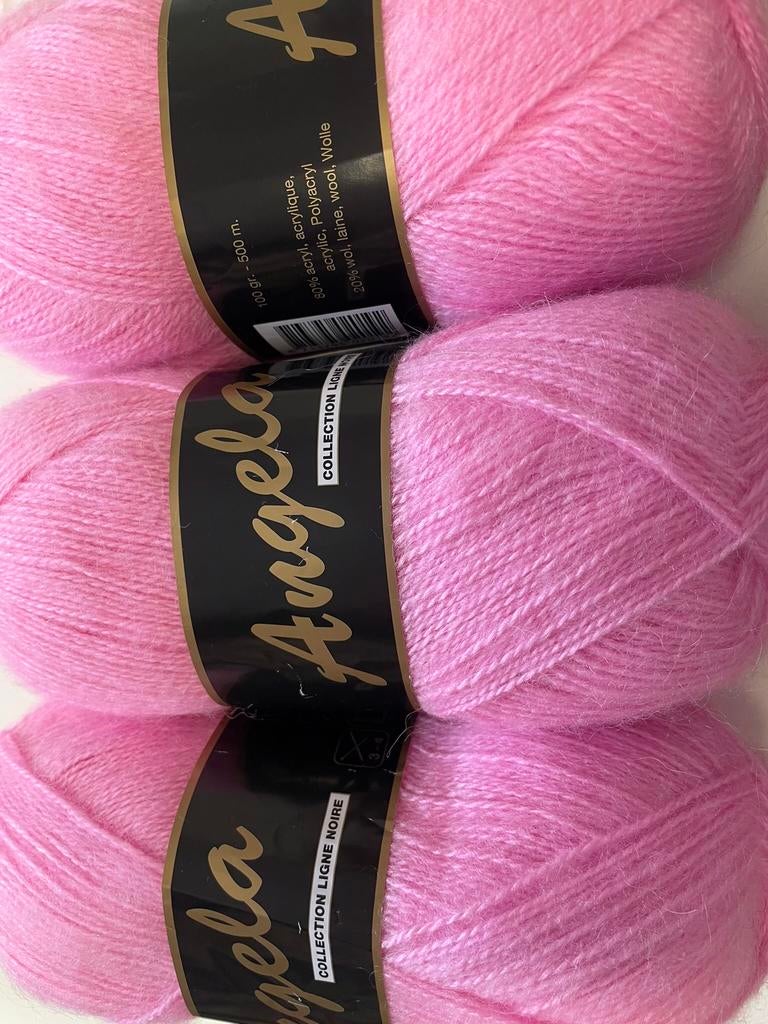 3 bollen licht harig haak/breigaren in roze, nieuw, Hobby en Vrije tijd, Breien en Haken, Nieuw, Breien of Haken, Wol of Garen