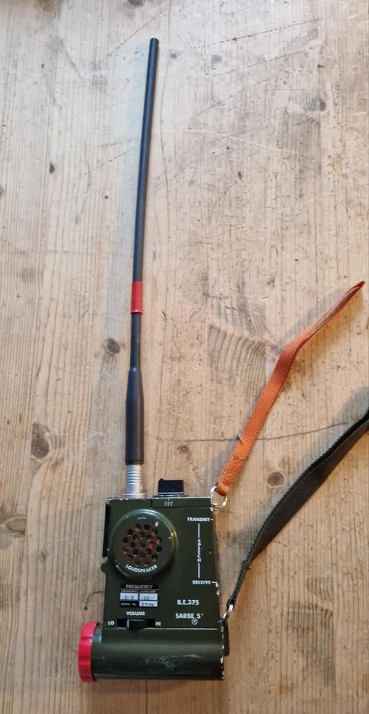 SAS radio SABRE 5, Verzamelen, Ophalen of Verzenden, Landmacht, Engeland, Boek of Tijdschrift