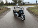 Rover Classic 80cc / Retro scooter 80cc, Fietsen en Brommers, Ophalen, Zo goed als nieuw, Benzine