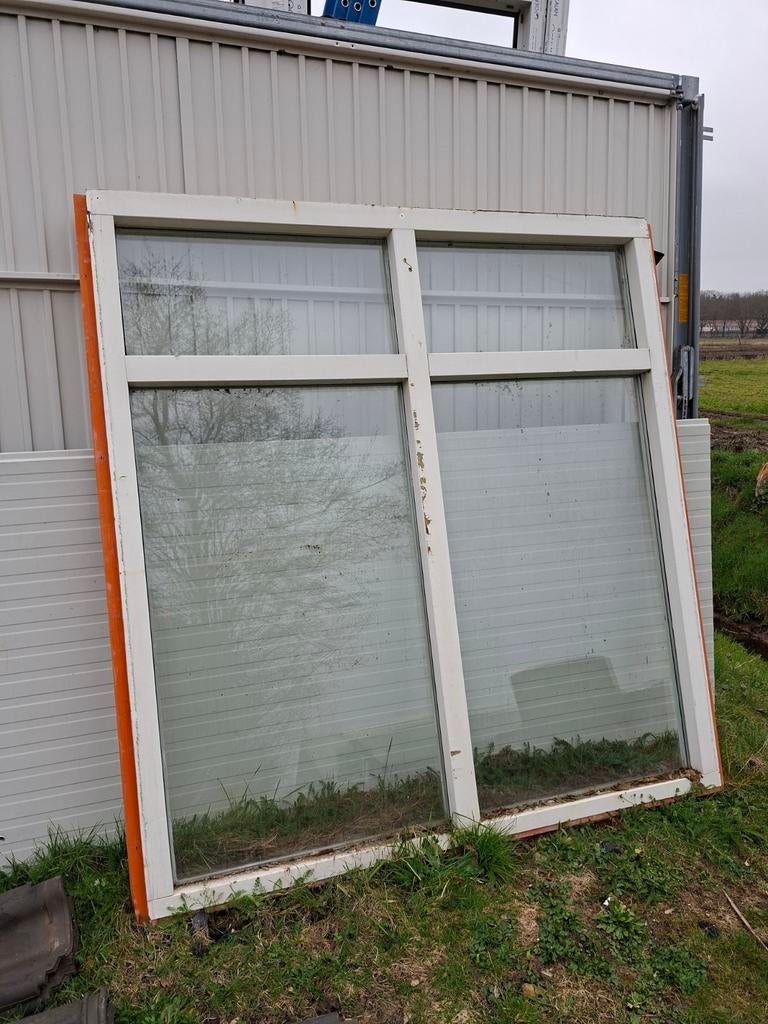 Meranti hardhouten kozijn met HR++ glas, Doe-het-zelf en Verbouw, Glas en Ramen, Ophalen, Gevelraam of Ruit, Nieuw, 160 cm of meer