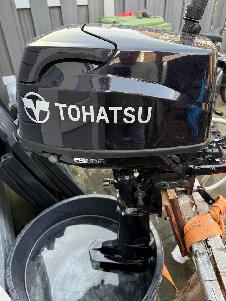 Tohatsu 6 PK Buitenboordmotor, Watersport en Boten, Buiten- en Binnenboordmotoren, Ophalen, 5 tot 10 pk, Viertaktmotor, Zo goed als nieuw