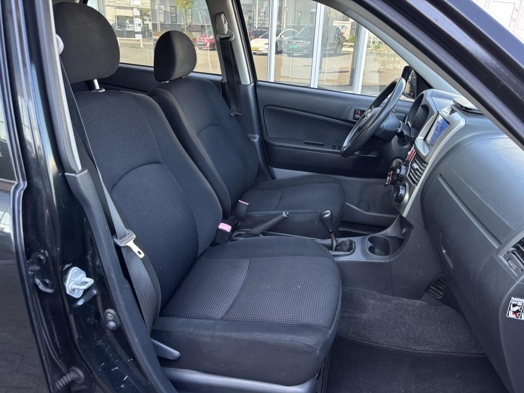 Daihatsu Terios 1.5-16v Explore 2WD Trekhaak Camera, Auto's, Daihatsu, 13 km/l, 1350 kg, Stof, Gebruikt