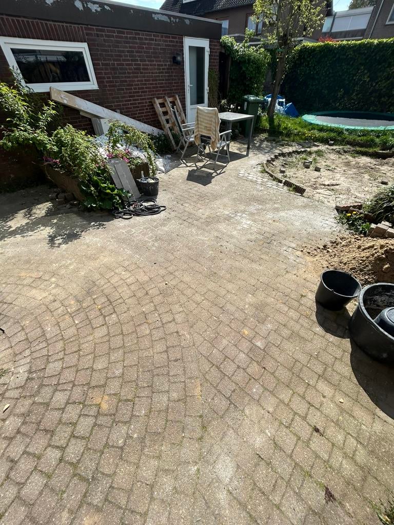 Gratis op te halen klinkers en eventueel gebruikte bakstenen, Tuin en Terras, Ophalen, Gebruikt, Beton, Klinkers