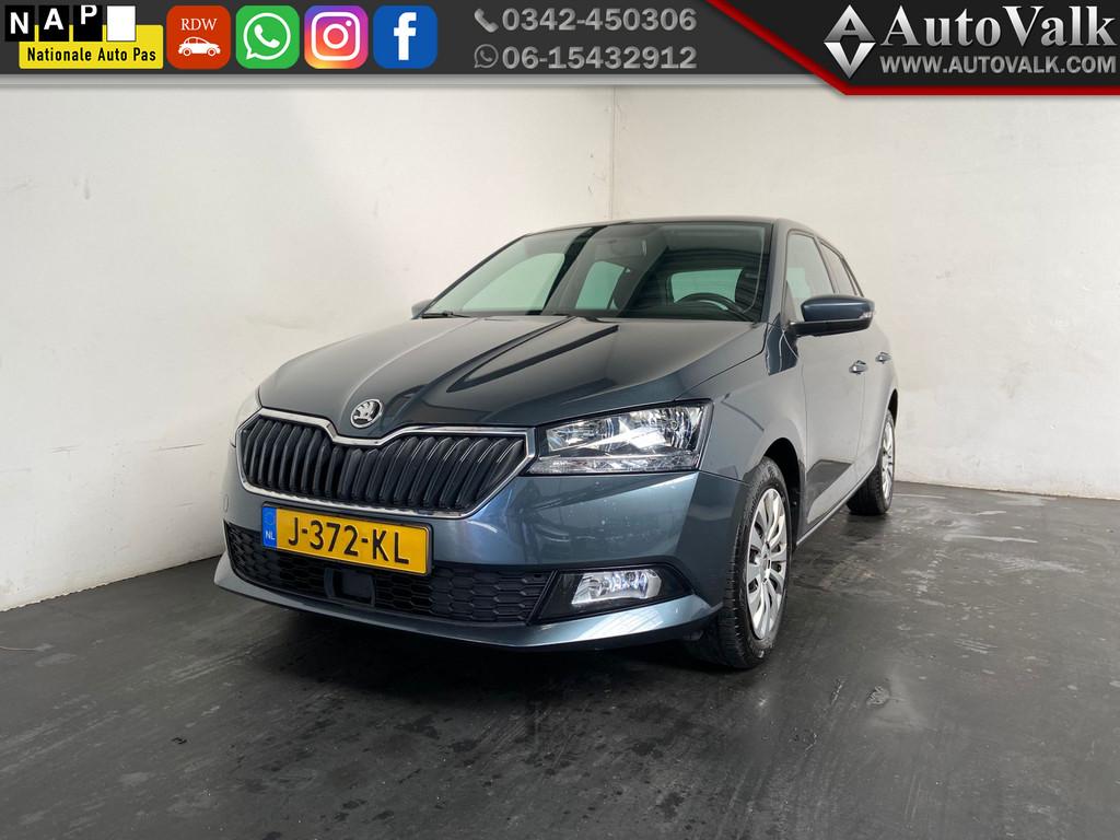 Skoda Fabia 1.0 TSI Ambition. Carplay.1e Eigenaar!, Auto's, Skoda, Voorwielaandrijving, Gebruikt, Euro 6, Parkeersensor