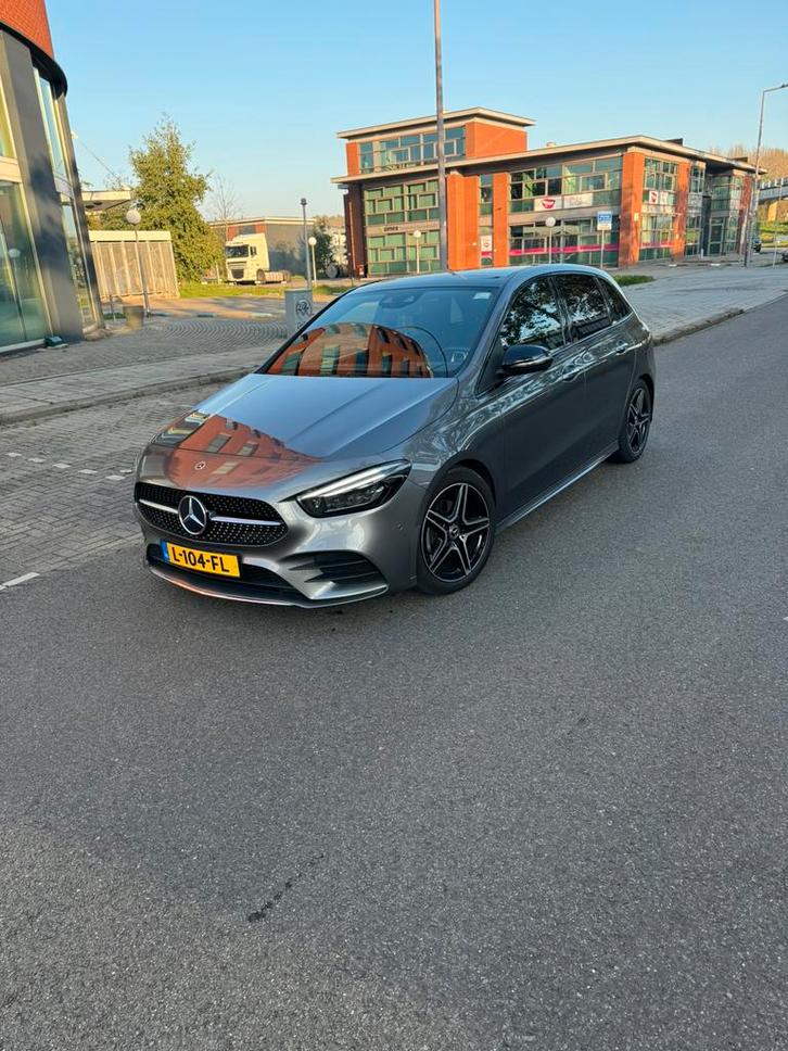 Mercedes-Benz B-Klasse B200 163PK 7G-DCT 2021 Grijs, Auto's, Mercedes-Benz, Particulier, B-Klasse, Benzine, C, MPV, Automaat, Origineel Nederlands