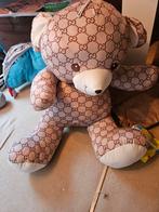 Grote gucci beer.., Verzamelen, Beren en Cherished Teddies, Ophalen of Verzenden, Zo goed als nieuw, Stoffen beer, Overige merken