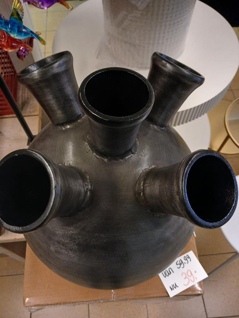 Tulpenvaas metaal, Ophalen