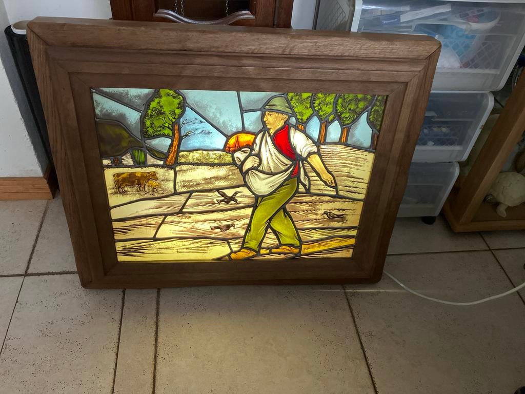 Ingelijst glas-in-lood paneel met boer en koe, Antiek en Kunst, Kunst | Overige Kunst, Ophalen