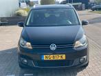 Volkswagen Touran 1.6 TDI 77KW 7P 2012 Zwart, Auto's, Volkswagen, 1503 kg, 4 cilinders, 7 stoelen, Zwart