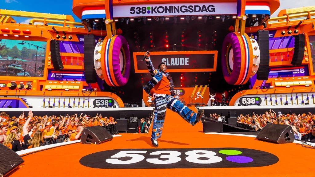 538 TICKETS 4 STUKS 2026, Drie personen of meer, April
