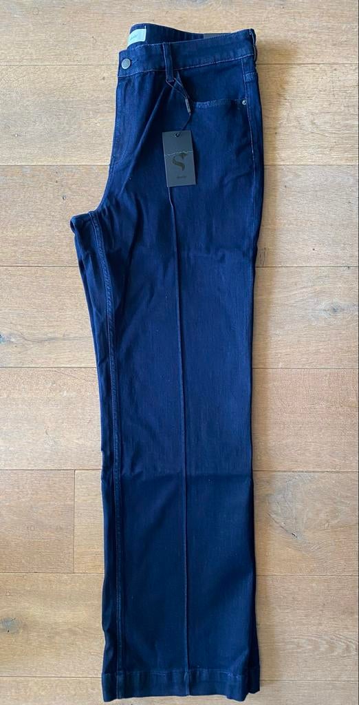 Shoeby NIEUW Flared dark denim jeans maat  34 (44), Verzenden, Nieuw, Blauw, W33 - W36 (confectie 42/44)