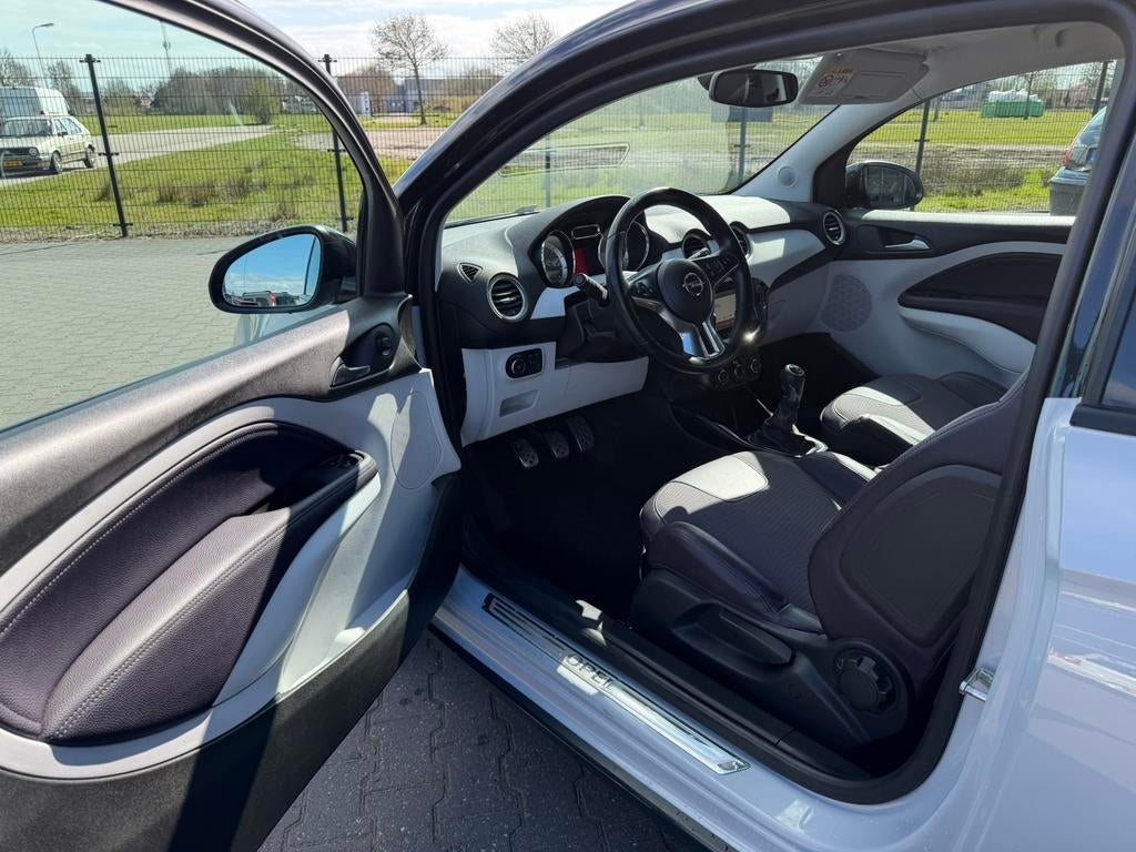 Opel Adam