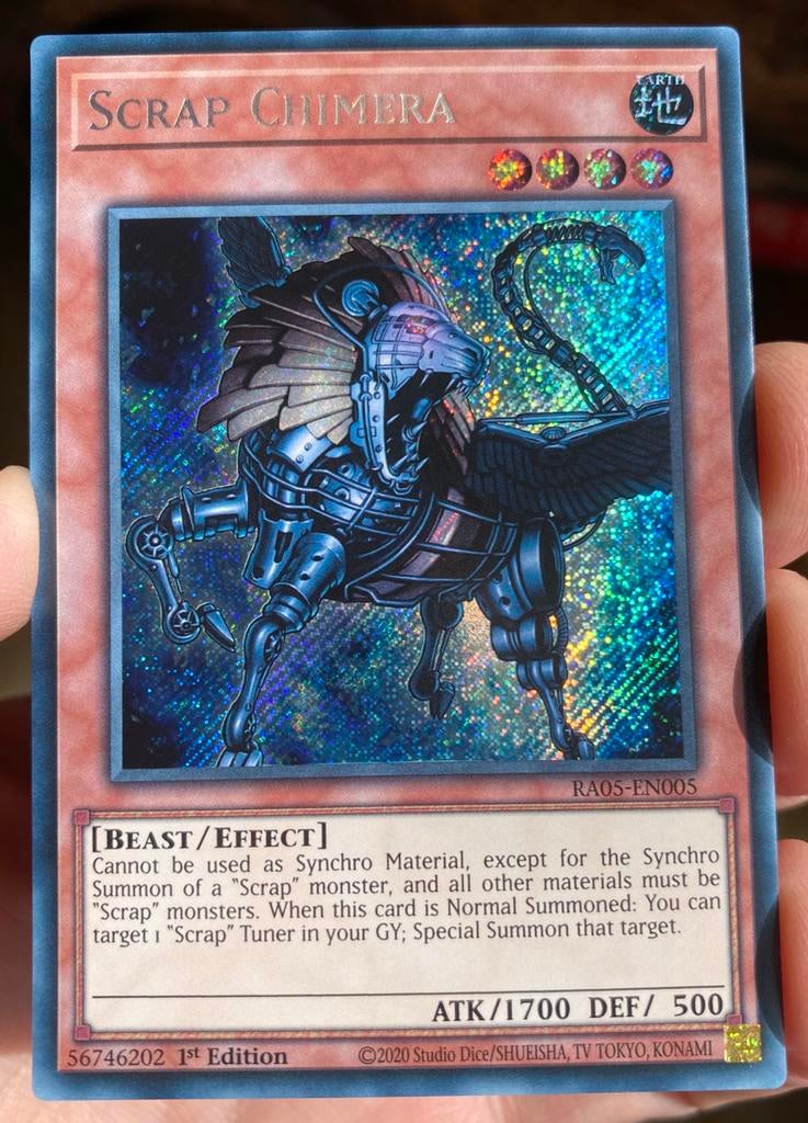 Yu-Gi-Oh! Scrap Chimera RA05 1st Edition !, Ophalen of Verzenden, Zo goed als nieuw, Losse kaart, Foil