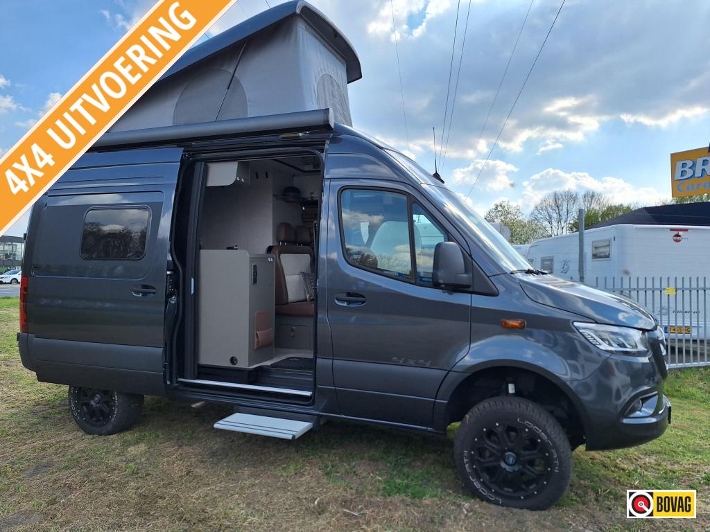 Hymer Grand Canyon S 600 2025 4X4 -190PK-TOPSTAAT 6964KM!, Caravans en Kamperen, Campers, Ringverwarming, Bedrijf, Diesel, Koelkast