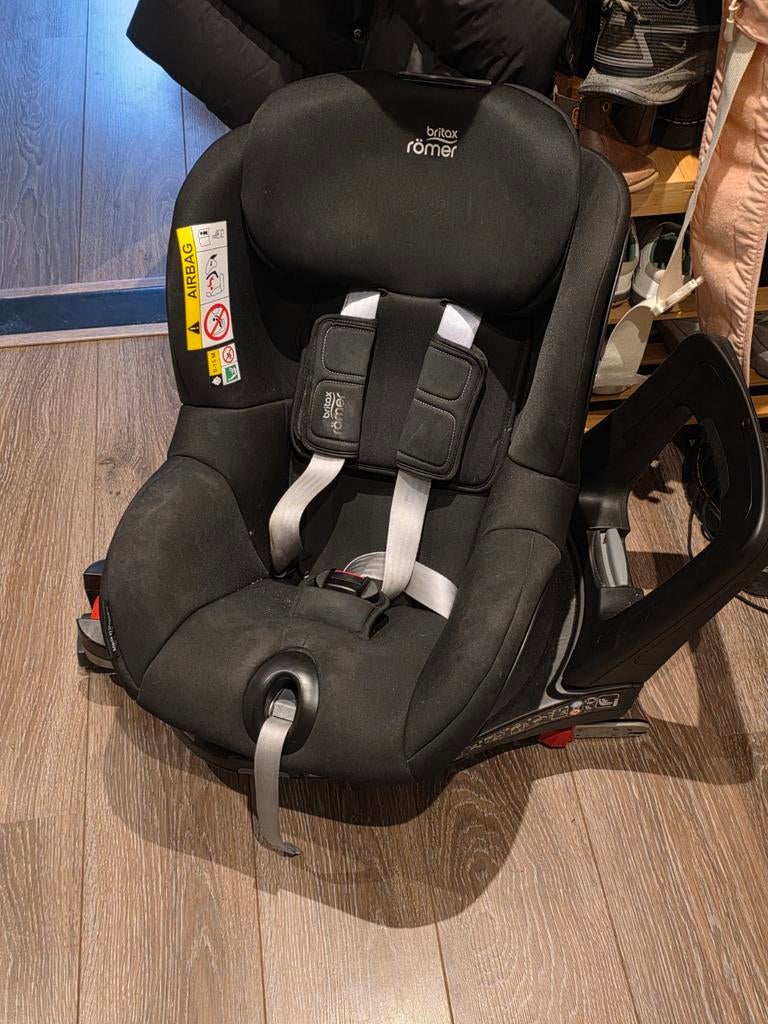 Britax Römer Dual Fix Autostoel - Zwart, Romer, Verstelbare rugleuning, Gebruikt, 0 t/m 18 kg
